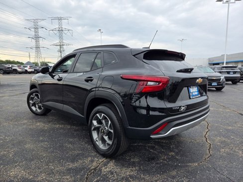 New 2025 Chevrolet Trax LT w/ Driver Confidence Package image 12
