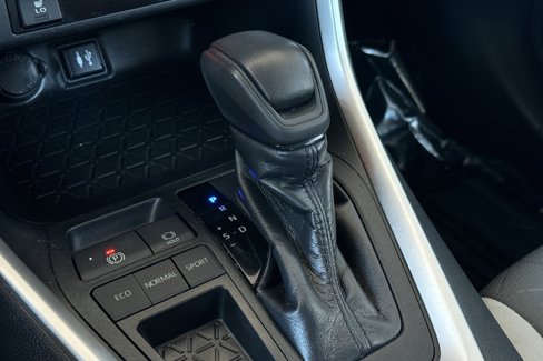 Used 2019 Toyota RAV4 XLE image 21