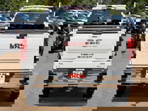 Certified 2022 GMC Sierra 1500 SLE image 5
