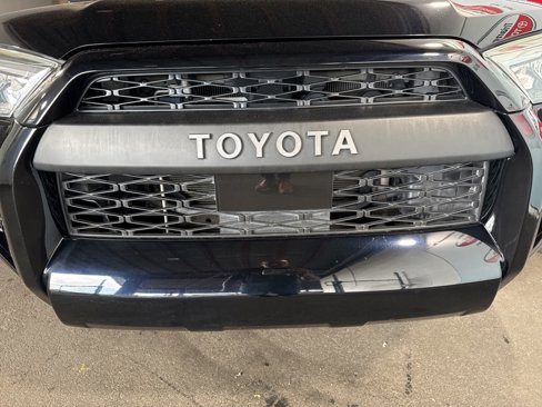 Used 2020 Toyota 4Runner SR5 image 13