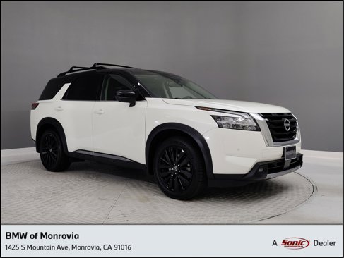 Used 2022 Nissan Pathfinder Platinum w/ Cargo Package image 1