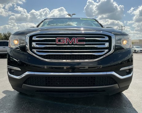 Used 2017 GMC Acadia SLE image 9