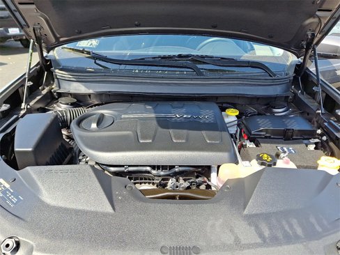 Used 2021 Jeep Cherokee Trailhawk w/ Technology Group image 28