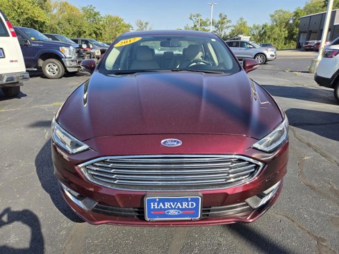 Used 2017 Ford Fusion SE image 2