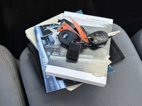 Used 2013 Ford F150 XLT w/ XTR Pkg image 6