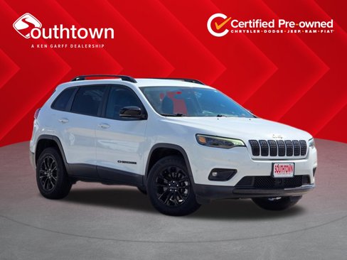 Certified 2023 Jeep Cherokee Altitude Lux image 1