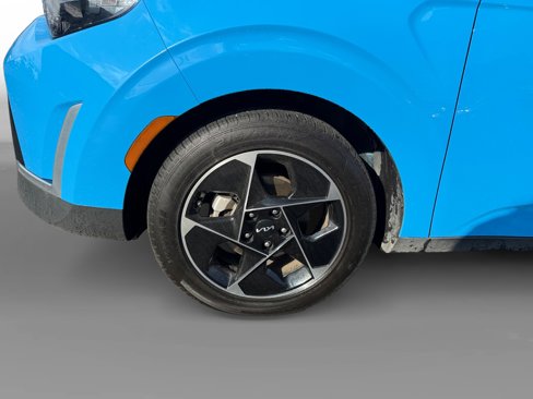 Used 2023 Kia Soul EX image 9
