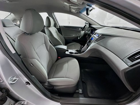 Used 2011 Hyundai Sonata GLS image 25