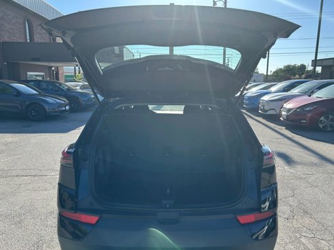 Used 2023 Chevrolet Bolt EUV LT image 14