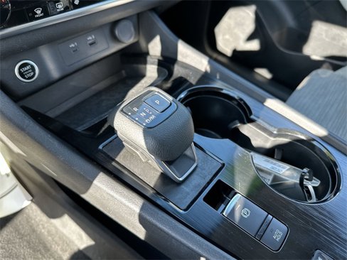 Used 2023 Nissan Rogue SV image 20