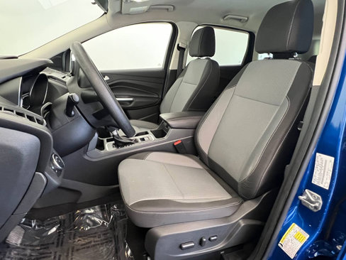 Used 2017 Ford Escape SE image 8