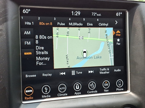 Used 2018 Jeep Grand Cherokee Limited image 26