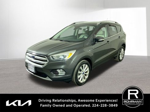 Used 2017 Ford Escape Titanium image 1