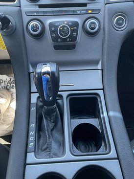 Used 2018 Ford Taurus SEL image 22