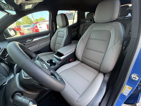 New 2026 GMC Terrain Elevation w/ Elevation Premium Package image 9