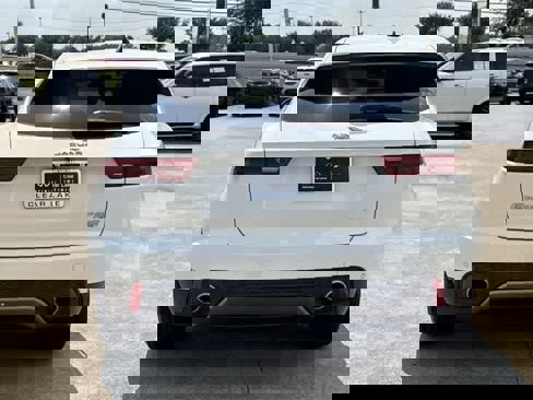 Used 2020 Jaguar E-PACE image 4