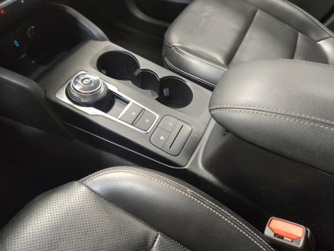 Used 2020 Ford Escape SEL image 26