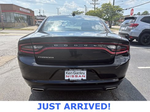 Used 2023 Dodge Charger SXT image 6