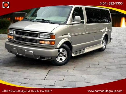 Used 2002 Chevrolet Express 1500 LT image 1