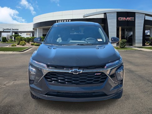 Used 2025 Chevrolet Trax RS w/ Driver Confidence Package image 35
