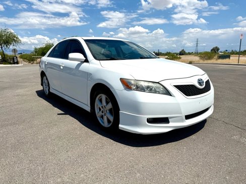 Used 2007 Toyota Camry SE image 2