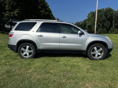 Used 2011 GMC Acadia SLT image 2