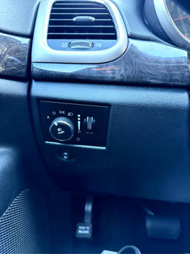 Used 2012 Jeep Grand Cherokee Laredo w/ Laredo E Group image 20