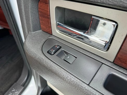 Used 2014 Ford F150 King Ranch w/ King Ranch Luxury Package image 26