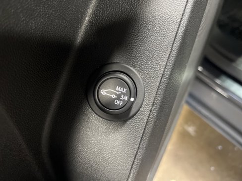 Used 2022 Chevrolet Equinox LT image 11