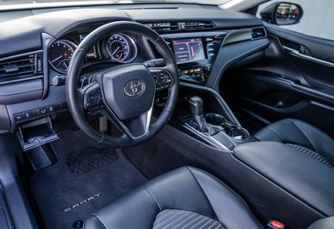 Used 2019 Toyota Camry SE image 14