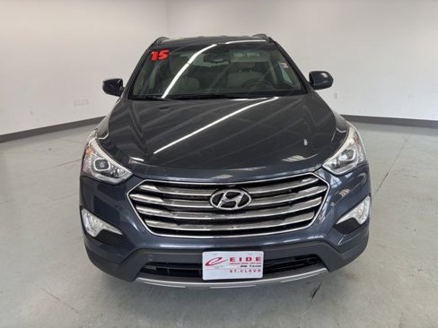 Used 2015 Hyundai Santa Fe GLS image 3