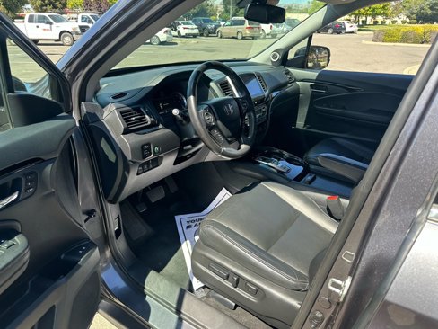 Used 2018 Honda Pilot Touring image 13