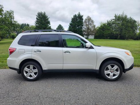 Used 2010 Subaru Forester 2.5X Premium image 5