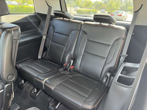 Used 2022 GMC Acadia AT4 w/ Technology Package image 14