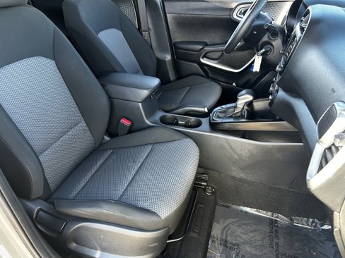 Used 2023 Kia Soul LX w/ Option Group 015 image 9