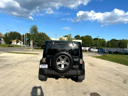 Used 2011 Jeep Wrangler Rubicon w/ Dual Top Group image 6