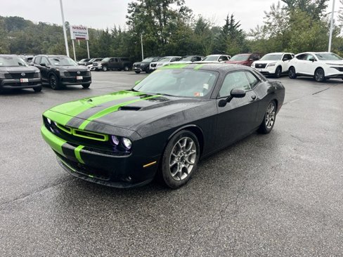Used 2017 Dodge Challenger GT image 3
