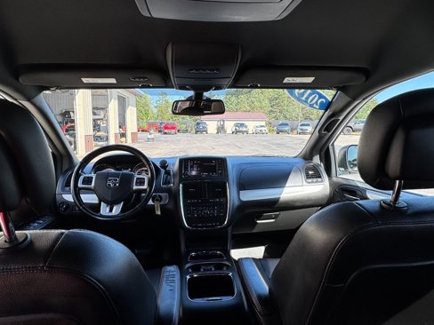 Used 2019 Dodge Grand Caravan GT image 27