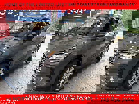 New 2025 Ford Escape Active w/ Active Premium Tech Pack image 2