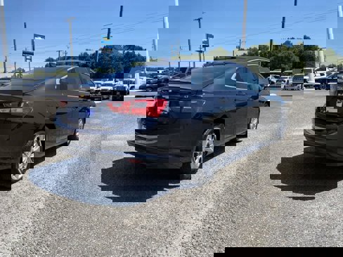 Used 2023 Chevrolet Malibu LT image 4