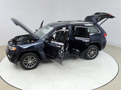 Used 2017 Jeep Grand Cherokee Limited image 22