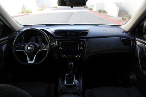 Used 2020 Nissan Rogue SV image 20