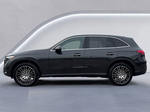 New 2025 Mercedes-Benz GLC 300 4MATIC image 6