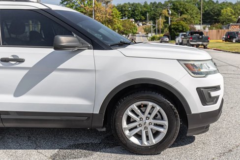 Used 2016 Ford Explorer FWD image 4