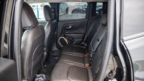 Used 2016 Jeep Renegade Limited image 19