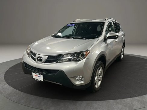 Used 2014 Toyota RAV4 XLE image 1