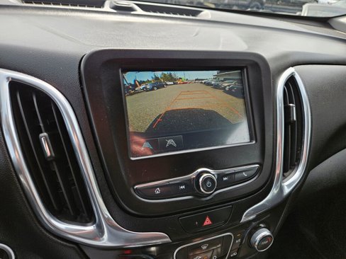 Used 2018 Chevrolet Equinox LT image 11