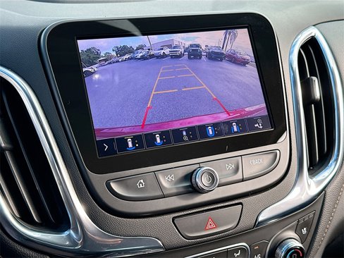 Used 2020 Chevrolet Equinox Premier image 14