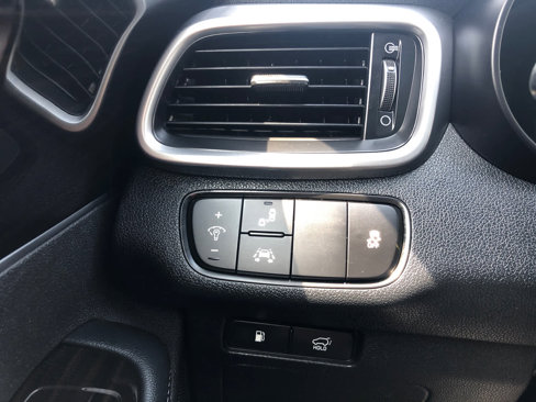 Used 2019 Kia Sorento EX image 11