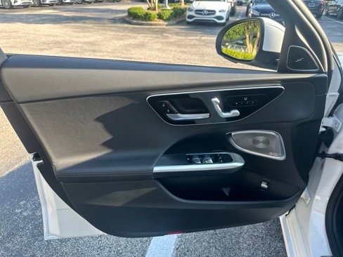 Used 2024 Mercedes-Benz C 300 4MATIC Sedan image 18